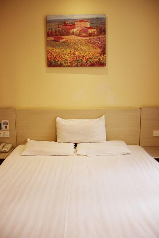 Hanting Hotel Shanghai South Railway Station Luoxiang Road Branch エクステリア 写真
